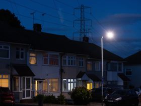 المملكة المتحدة ستكافح لإبقاء الأضواء مضاءة الشتاء المقبل