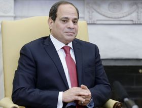 السيسي يرفع الحد الأدنى للأجور في مصر 300 جنيه