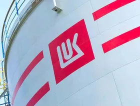 عمالقة النفط يحذرون: عقوبات ترمب على روسيا تهدد الإمدادات