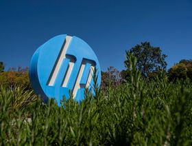 \"بيركشاير\" تبيع نصف حيازتها في \"HP\"