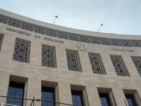 وثيقة: مصر ترفع مستهدف عجز الميزانية إلى 7% للعام المالي المقبل