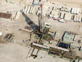 منصة حفر في حقل منيفة بالمملكة العربية السعودية. 3 أكتوبر 2018 - بلومبرغ