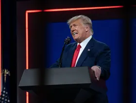 الرئيس الأميركي السابق دونالد ترمب - المصدر: بلومبرغ