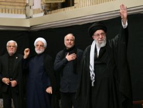 المرشد الإيراني يحضر مراسم إحياء يوم عاشوراء في طهران. 5 يوليو 2025 - رويترز 