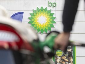 صندوق التحوط \"بلوبيل\" ينتقد \"BP\" بسبب الإنفاق على الطاقة النظيفة