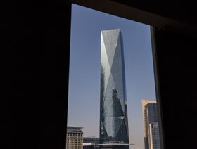 برج "آي سي دي بروكفيلد بليس" الإداري في مركز دبي المالي العالمي  - المصدر: بلومبرغ