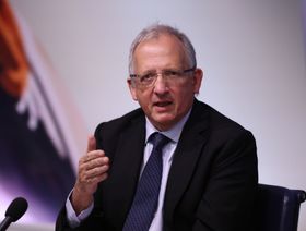 بنك إنجلترا: سوق العملات المشفرة خطيرة جداً إن لم تُنظّم