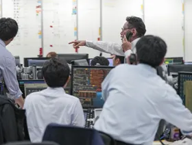 فورة في إصدارات سندات الين مع قفزة العوائد واستباق رفع الفائدة