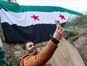 أميركا تنهي حالة الطوارئ بشأن سوريا وتسقط العقوبات