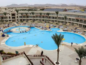 إشغال الفنادق في مصر يتخطى 80% وسط نمو في أعداد السائحين