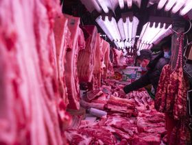 خطة الصين لتحقيق الاكتفاء الذاتي من اللحوم تضغط على أسعار الحبوب عالمياً