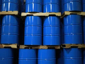 سوق النفط تنتظر تسونامي في 2026 وتمويل التخزين سيكون مكلفاً