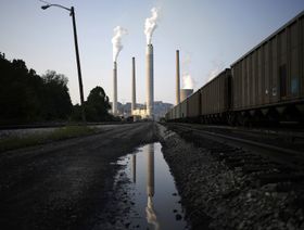 الأمم المتحدة تتعهد بوقف بناء محطات جديدة لتوليد الطاقة بالفحم