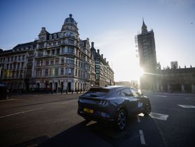 تقرير: لندن ثاني أعلى مدن العالم تكلفةً في قيادة السيارات