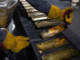 واردات سويسرا من الذهب الروسي تقفز لأعلى مستوى منذ أبريل 2020