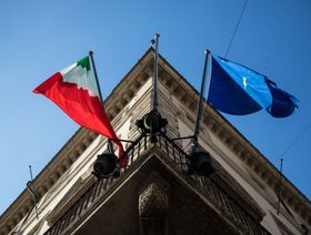 صندوق النقد: إيطاليا حبيسة ديونها الضخمة في الأجل المنظور