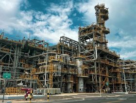 الكويت: توقف شبه كامل لعمليات الإنتاج في مصفاة \"الزور\" النفطية