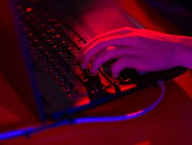 زيادة هائلة في الجرائم الإلكترونية والأموال المدفوعة من ضحايا برامج الفدية الإلكترونية - المصدر: بلومبرغ