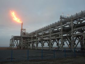 الاتحاد الأوروبي يمنح الشركات الضوء الأخضر لإدامة تدفق الغاز الروسي