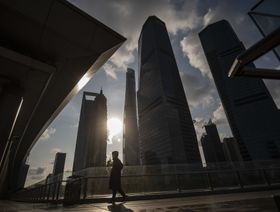 الصين تقترب من استعادة ثلث وزن المقياس العالمي لأسهم الأسواق الناشئة