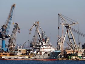 مصر تدرس التجارة بـ\"المقايضة\" مع روسيا وتركيا ودول أفريقية