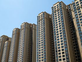 in Beijing, China, on Monday, July 17, 2023. Photographer: Andrea Verdelli/Bloomberg China Evergrande Group apمبان سكنية تابعة لمجموعة "تشاينا إيفرغراند" في بكين ، الصين ، يوم الاثنين 17 يوليو 2023 - المصدر: بلومبرغ