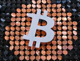 بتكوين تقفز فوق 105 آلاف دولار بعد خفض الرسوم بين أميركا والصين