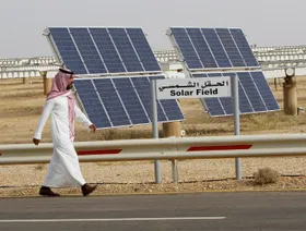 السعودية تطرح مشاريع طاقة متجددة بسعة 5300 ميغاواط