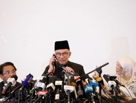 رئيس الوزراء: ماليزيا ستخفض دعم الكهرباء للشركات الكبيرة