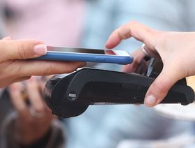 الدولار الرقمي سيكون أسهل في عمليات المدفوعات والتحويلات لكن هناك مخاوف بشأن تهديده للنظام المصرفي - المصدر: بلومبرغ