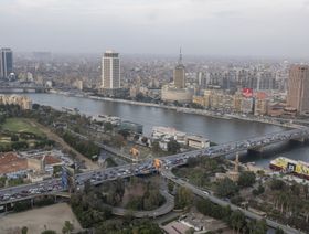 تباطؤ نمو الاقتصاد المصري إلى 2.3% والدين الخارجي يقفز بـ3 مليارات دولار