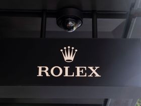 فرنسا تغرم \"رولكس\" 100 مليون دولار لعرقلة المبيعات الإلكترونية