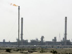 \"أدنوك للغاز\" ترسي عقد مشروع لالتقاط الكربون في أبوظبي بـ615 مليون دولار