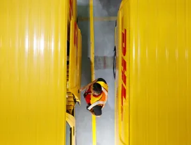 \"DHL\" تخطط لاستثمار نصف مليار يورو للتوسع في أفريقيا والشرق الأوسط