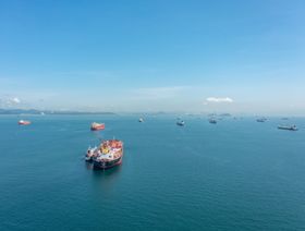 شركات الشحن تتكبد 235 مليون دولار لتفادي طابور قناة بنما
