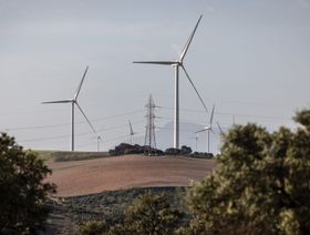 أسعار الكهرباء في أوروبا تهبط دون الصفر مع انتعاش الطاقة الخضراء