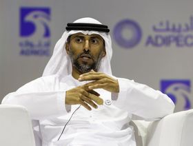 الإمارات قلقة بشأن إمدادات النفط أكثر من الطلب للعام المقبل