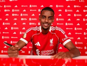 ألكسندر إيزاك.. لاعب "نيوكاسل يونايتد" السابق وصاحب أغلى صفقة انتقال في الدوري الإنجليزي في صيف 2025 -المصدر: الموقع الرسمي لنادي ليفربول - الشركة