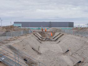 \"شل\" لديها خطط لكبح تغير المناخ.. لكنها تستمر بدفعه