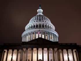 \"الكونغرس\": عجز الموازنة الأمريكية سيصل لـ3 تريليونات دولار في 2021