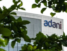 أسهم شركات \"أداني غروب\" تضيف 15 مليار دولار إلى قيمتها في يوم واحد