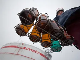 عقوبات ترمب \"الثانوية\": تهديد لروسيا أم ضغط على الحلفاء؟