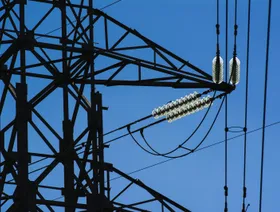 سوريا تبحث رفع تعرفة الكهرباء لتغطية التكاليف وتحسين الخدمة