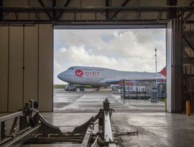 طائرة من طراز "بوينغ 747" تُديرها شركة "فيرجن أوربت"، المملكة المتحدة - المصدر: بلومبرغ