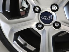 \"فورد\" تتعاون مع \"LG\" لبناء مصنع للبطاريات في تركيا