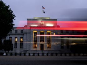 مبنى الاحتياطي الفيدرالي في العاصمة الأمريكية واشنطن - المصدر: بلومبرغ