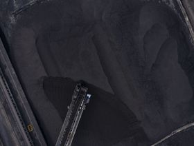 الصين تخفّض التعريفة الجمركية على واردات الفحم إلى صفر لزيادة الإمدادات