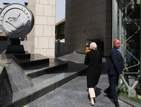 حكومة العراق تسعى لاقتراض 3 تريليونات دينار من المصارف