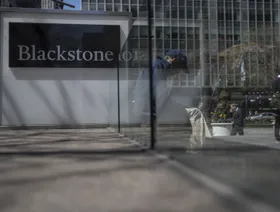 \"بلاكستون\" تسعى لبيع \"فيرست إيغل\" بـ4 مليارات دولار