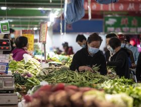 التضخم الضعيف في الصين يعزز الدعوات بفرض سياسات تحفيزية